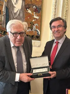 Yakup Ömeroğlu Azerbaycan Yazarlar Birliği Başkanı Anar'ı Ziyaret Etti